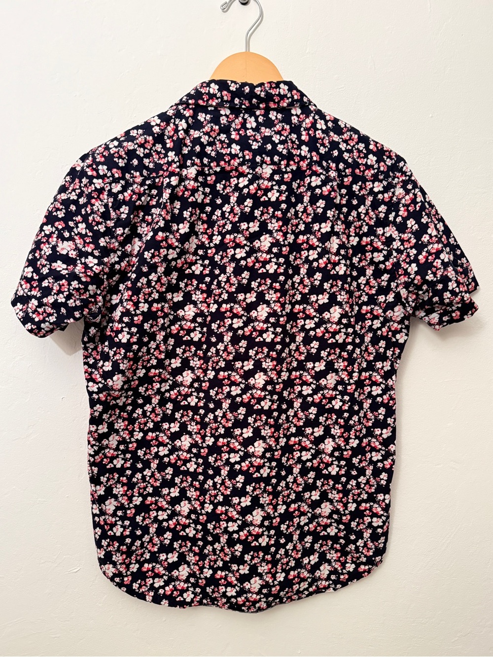 Gentlemen’s Outfitters Floral Button Up Shirt Men’s Navy Pink Short Sleeve